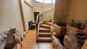 Family Triple Room, 1 Bedroom | Living area - Mariscal Inn & Suites (Cuenca)