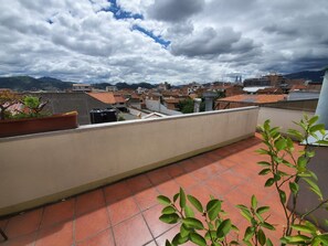 Terrace/patio - Mariscal Inn & Suites (Cuenca)