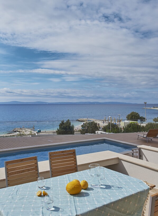 Seasonal outdoor pool