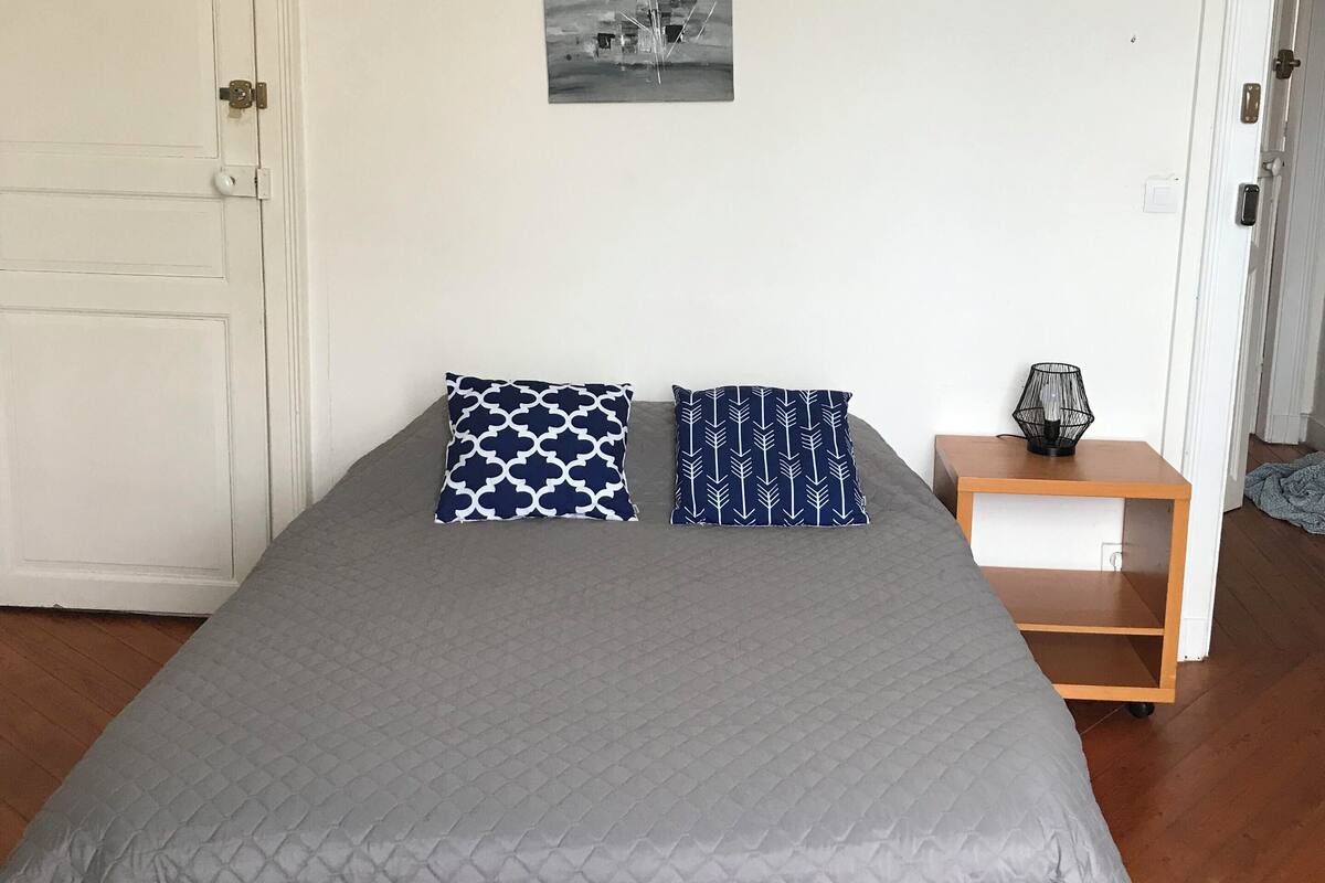 CHAMBRE JARDIN | 熨斗/熨板、免费 WiFi、床单