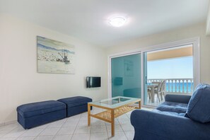 TV - Playa Del Zante - 1 Bedroom Sea View Apartment, Playa del Zante (Zakynthos)