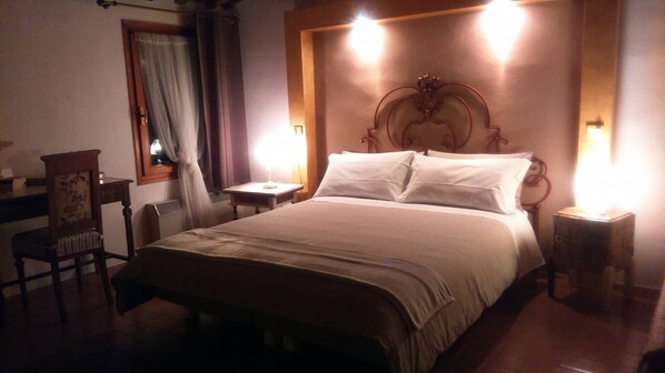 Suite, 2 Bedrooms | Free WiFi, bed sheets