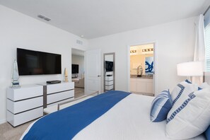 5 bedrooms, iron/ironing board, free WiFi, bed sheets - ⛱Solterra Resort -Extended South Facing Pool & Spa - 5★Clubhouse - Disney Area✈ (Davenport)
