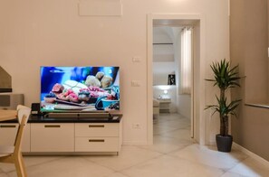 Departamento, 1 habitación | Televisión