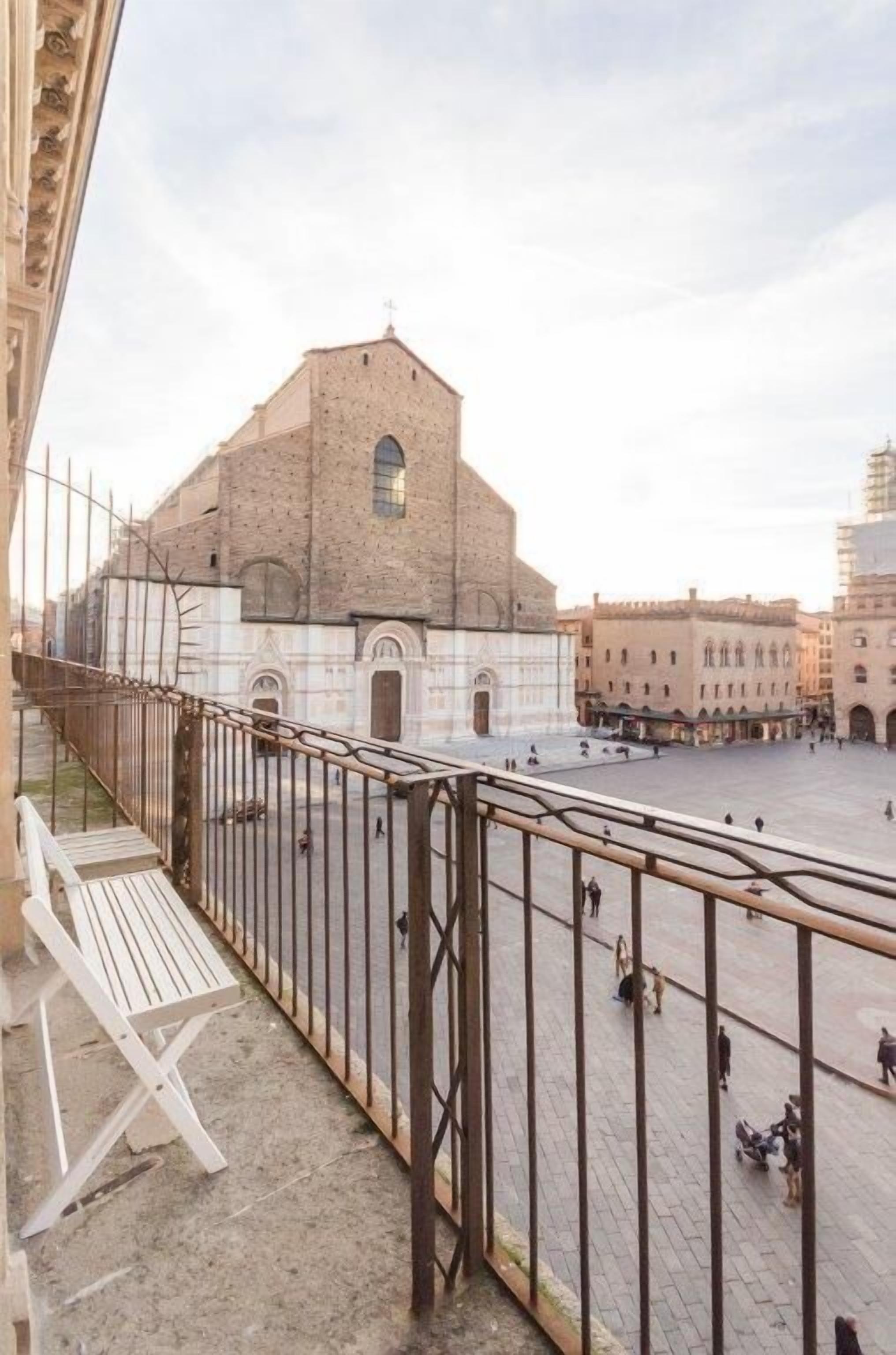 Foto - Gran Suite Piazza Maggiore - T&T communications