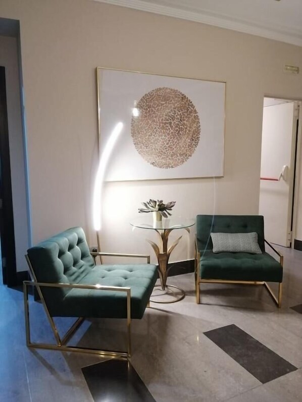 Siddeområde i lobbyen