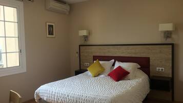 In-room safe, individually decorated, individually furnished, desk