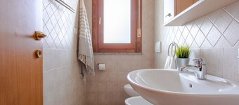 Poplar Grove - three-room apartment 150 mt from the sea