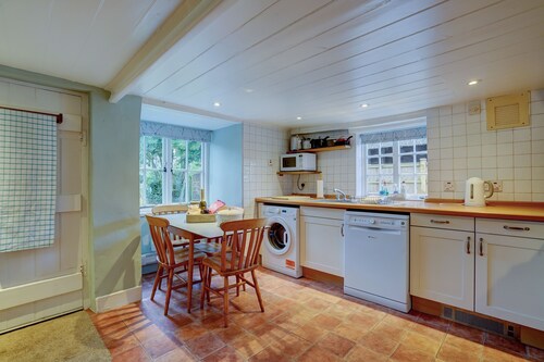 Red Roofs | East Ruston Cottages