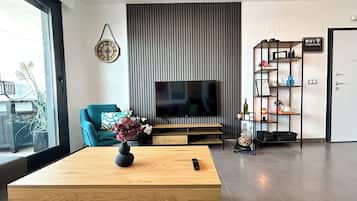 Apartment, 2 Bedrooms | Living area | TV