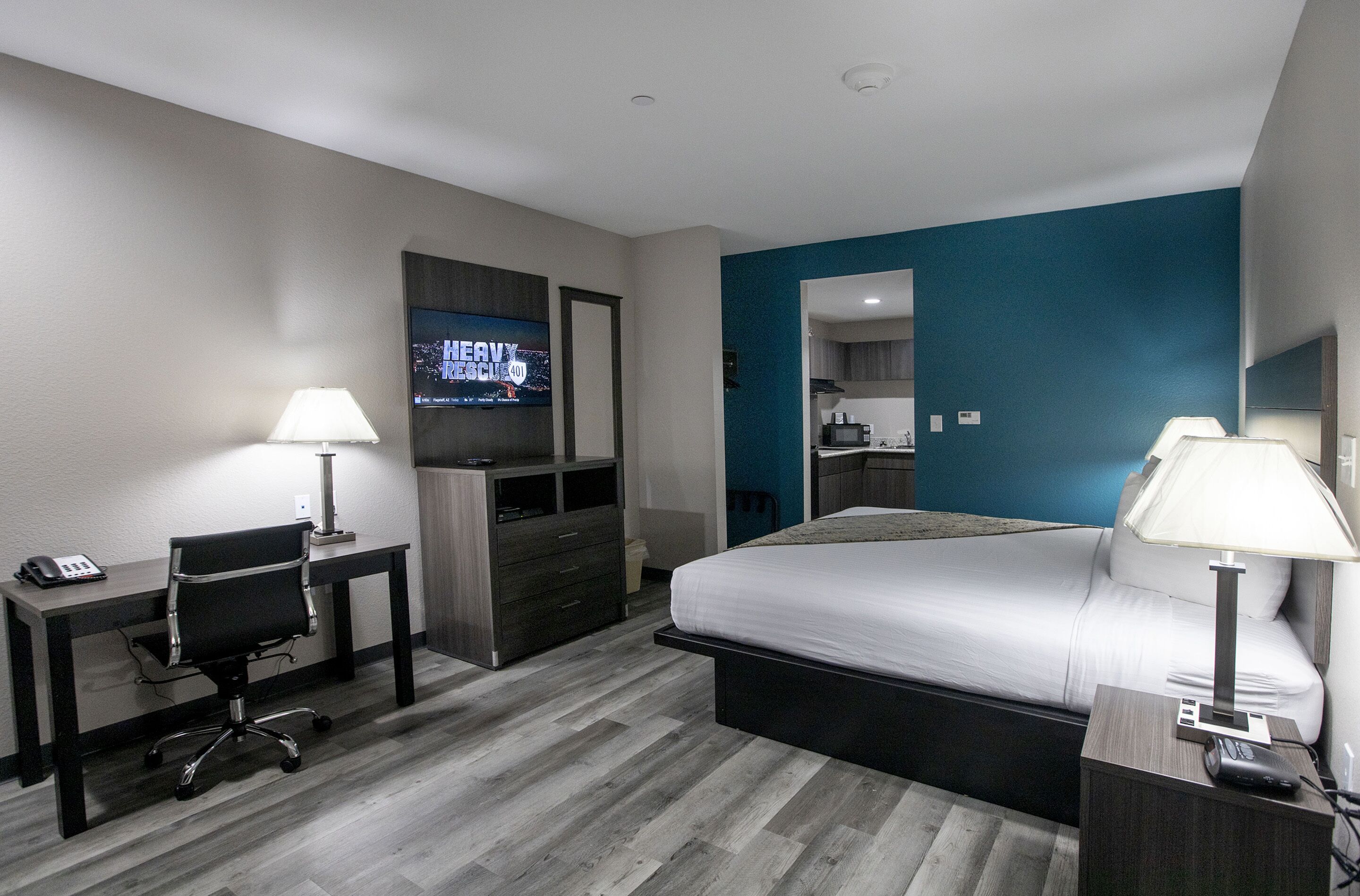 room, 1 king bed | individually furnished, desk, iron/ironing board, free wifi