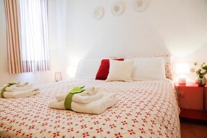 Hypo-allergenic bedding, individually decorated, individually furnished - Il Melo Residence (Porto Torres)