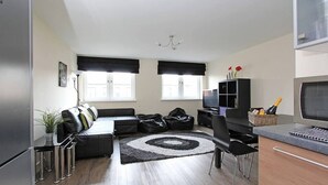 Unclassified image, 2 of 20, button - The Shore Family Apartment (Edinburgh)