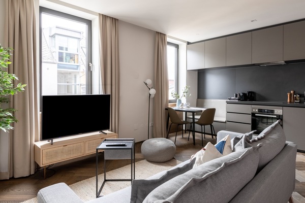 One-Bedroom Suite M | Living area | Flat-screen TV