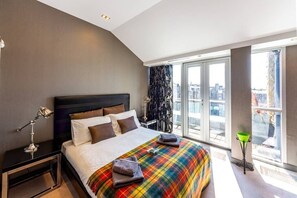 3 bedrooms, desk, free WiFi, bed sheets - Skyview Penthouse - New Town (Edinburgh)