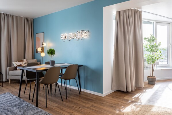 One-Bedroom Suite XXL with terrace | In-room dining