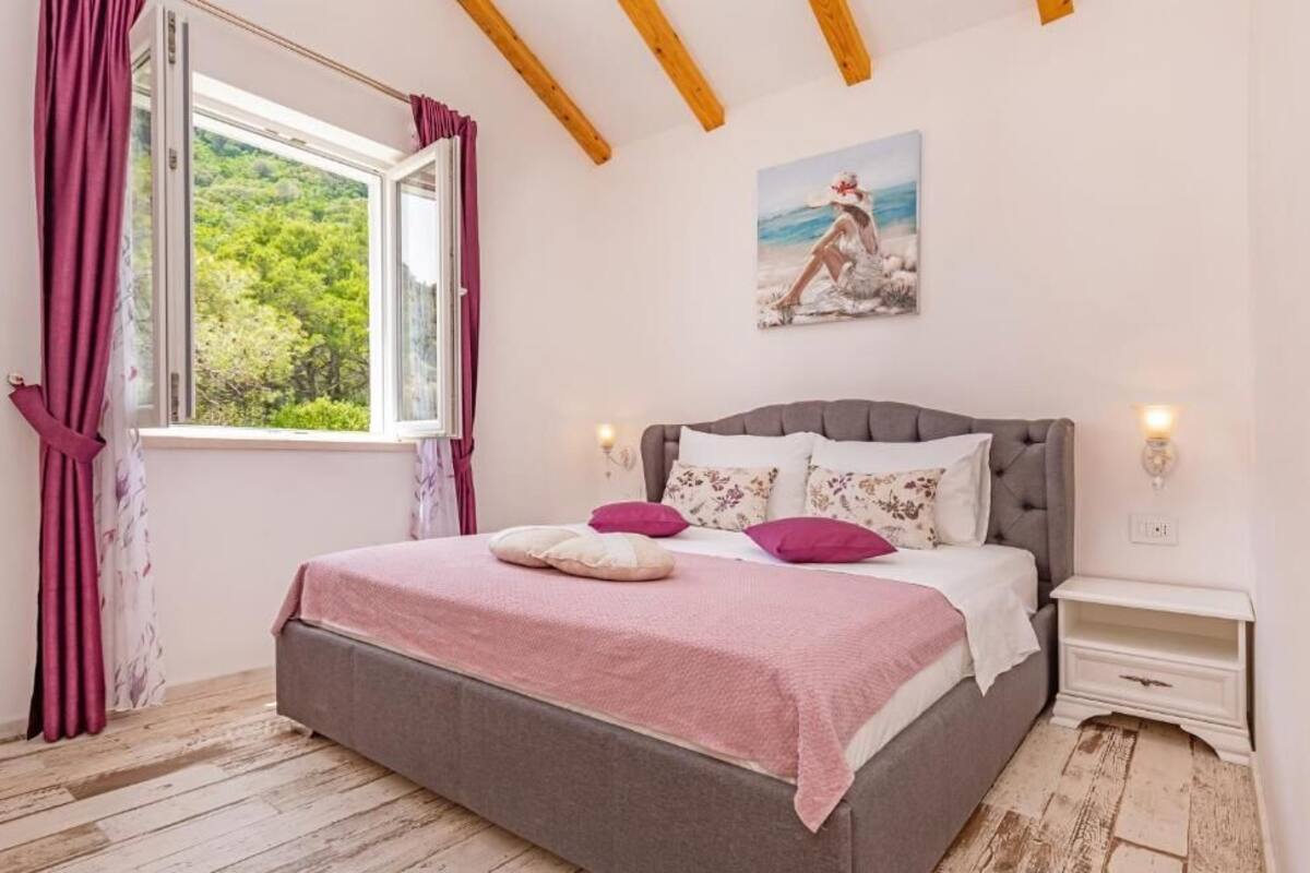 Royal Apartment, Balcony, Sea View