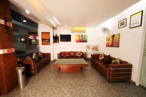 Lobby lounge - ADB Rooms Hotel Noratan Palace (New Delhi)