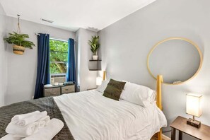 5 chambres, fer et planche à repasser, Wi-Fi, literie fournie