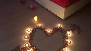 Honeymoon Bungalow | 1 bedroom, individually decorated, individually furnished