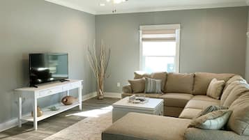 Älytelevisio, Netflix, DVD-soitin, suoratoistopalvelut