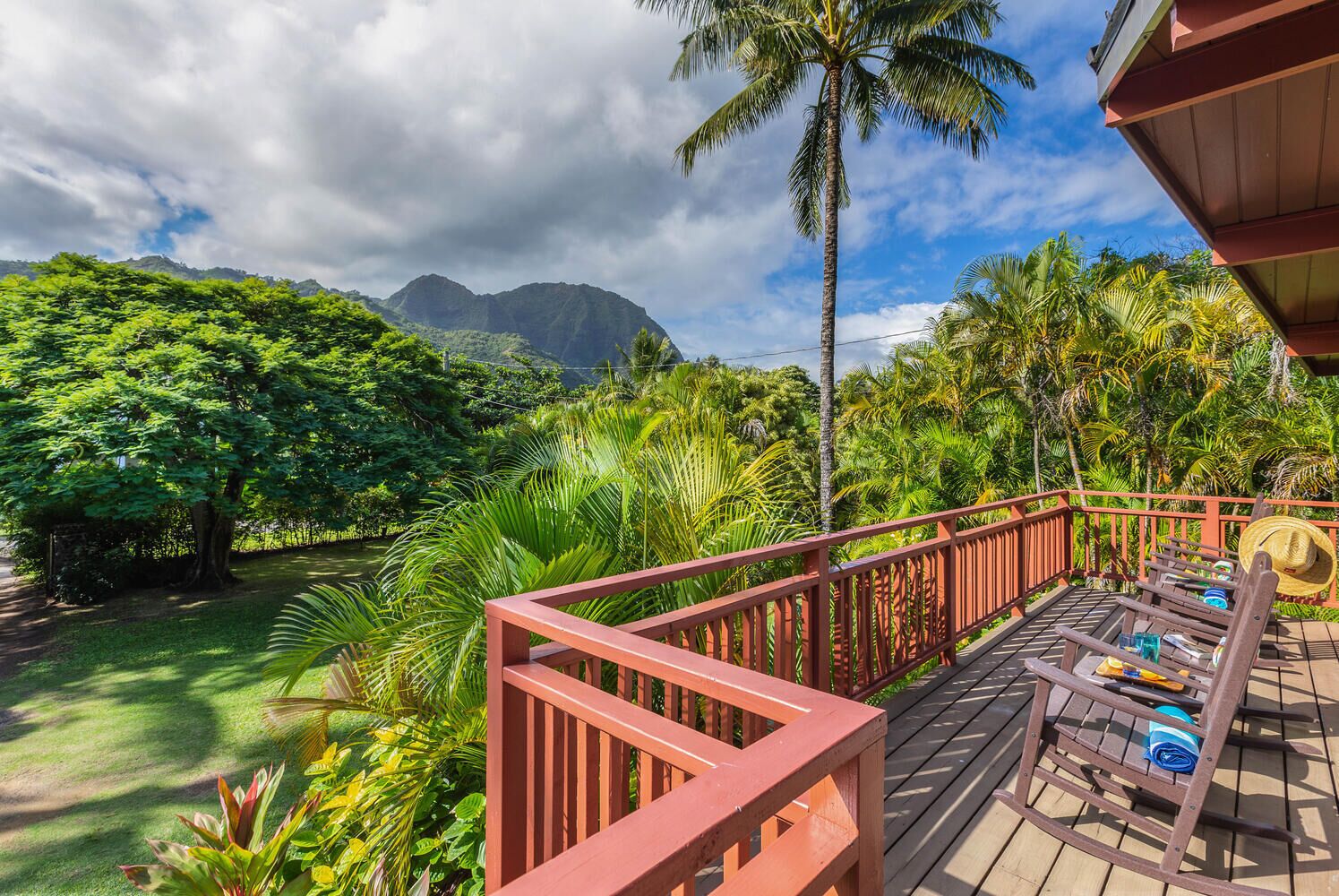 Hale Koolau Estate - Private Retreat in Haena with Hot Tub &amp; AC