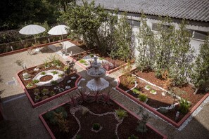 Garden - Guesthouse Bonjardim Suites (Porto)
