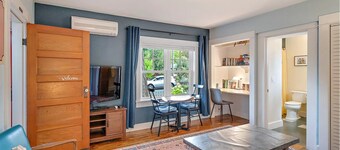 ⭐️Tranquil Hidden Gem in the ❤️ of Woodstock⭐️