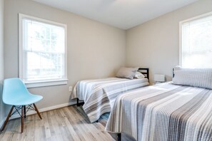 3 chambres, fer et planche à repasser, Wi-Fi, literie fournie