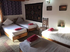 Standard Quadruple Room | Individually decorated, individually furnished, soundproofing - Mextar Anbar (Bukhara)