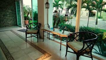 Sala de estar en el lobby