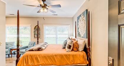 Suite en el centro de Helen con TV de pantalla plana, terraza y patio compartidos