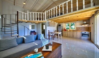 Exclusive Apartment | In-room safe, individually decorated, individually furnished