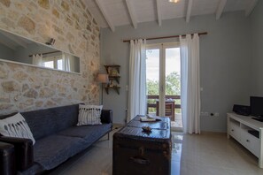 Premium Apartment | In-room safe, individually decorated, individually furnished - Villa Elaia (Paxos)