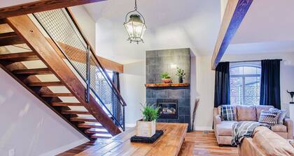 Mountain Views & Heated Pool Near Banff Trails