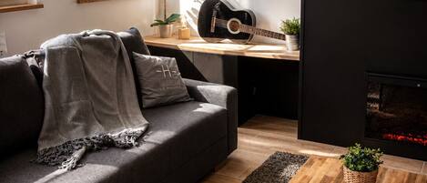 Fernseher, Kamin, Arbeitsbereiche