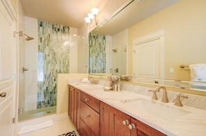 House, 3 Bedrooms | Bathroom | Towels - Coast is Clear - 17 Trigger Trail by Dune Vacation Rentals (Panama City Beach)