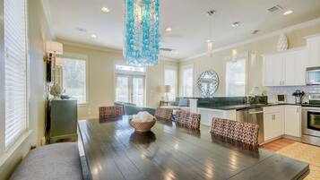 House, 3 Bedrooms | Dining