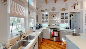 House, 6 Bedrooms | Private kitchen | Fridge, microwave, stovetop, dishwasher - Answered Prayers - 141 Smolian Circle by Dune Vacation Rentals (Santa Rosa Beach)