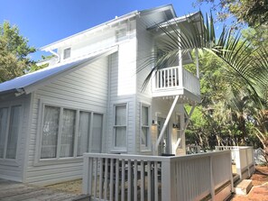 House, 1 Bedroom | Exterior