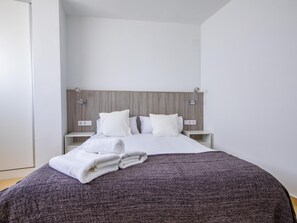 2 Schlafzimmer, Internetzugang, Bettwäsche