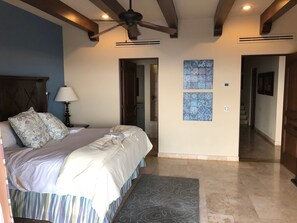 3 chambres, Wi-Fi gratuit, draps fournis