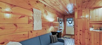 Cozy Cabin 1 at Cave Run Cabins near Cave Run Lake & MSU