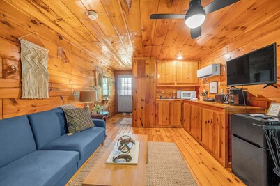 Cozy Cabin Near Cave Run Lake & Marina #1