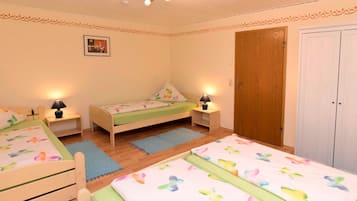 1 bedroom, travel crib, WiFi, bed sheets
