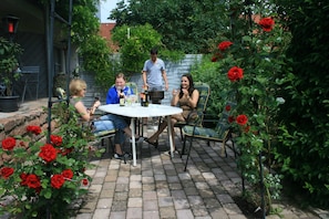 صورة غير مصنفة، 2 من 13، زرّ