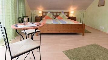 1 chambre, lit parapluie, Wi-Fi, draps fournis