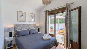3 Schlafzimmer, Bügeleisen/Bügelbrett, Reisekinderbett, WLAN
