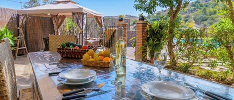 Buiten dineren