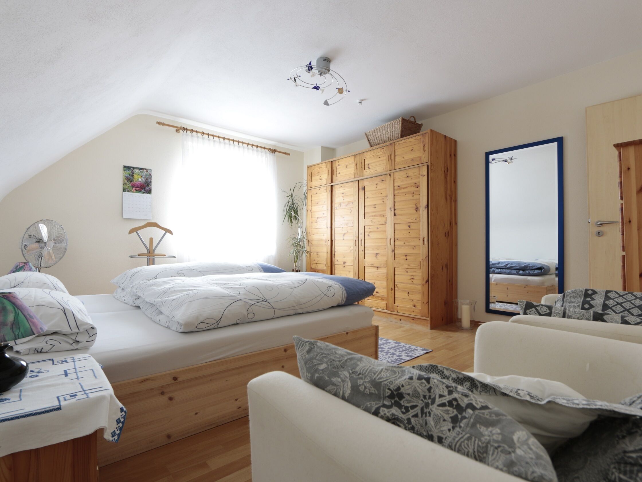 Ferienwohnung Münch-Schlafzimmer 1 mit Doppelbett